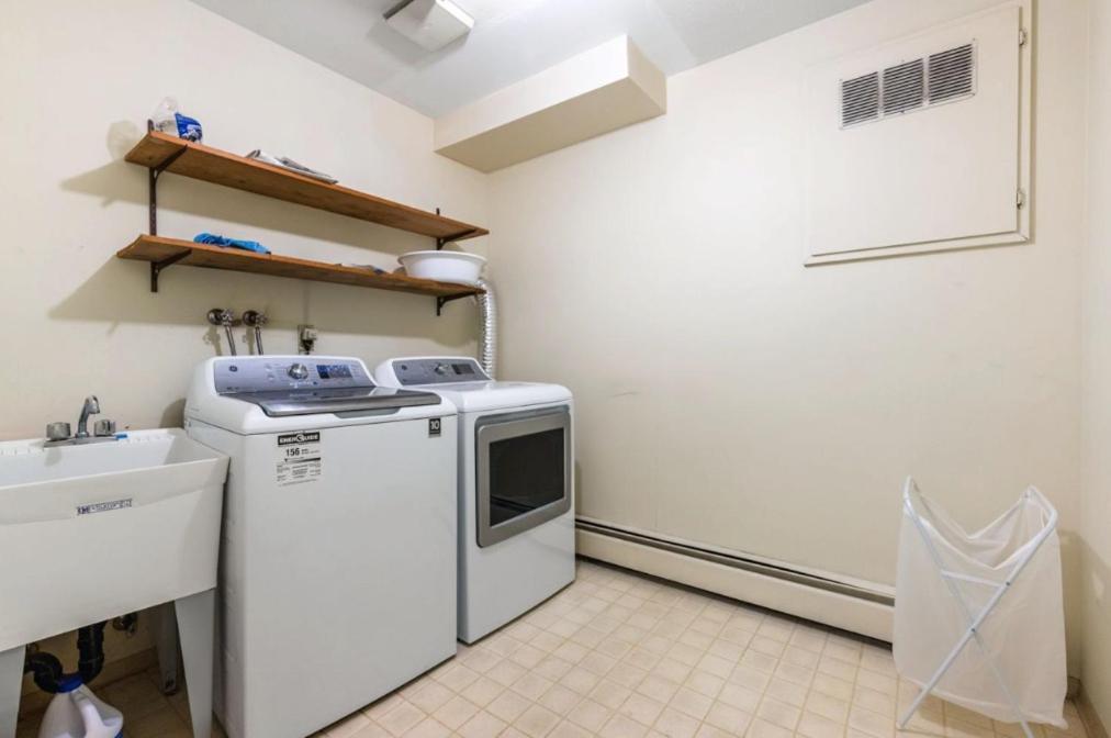 Stylish & Central Vancouver Retreat - Steps From Local Attractions! Apartment Ngoại thất bức ảnh