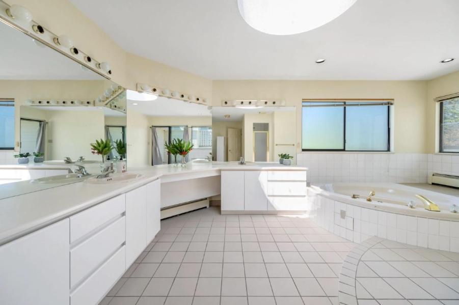 Stylish & Central Vancouver Retreat - Steps From Local Attractions! Apartment Ngoại thất bức ảnh